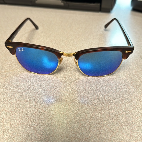 Rayban sunglasses - Picture 2 of 5